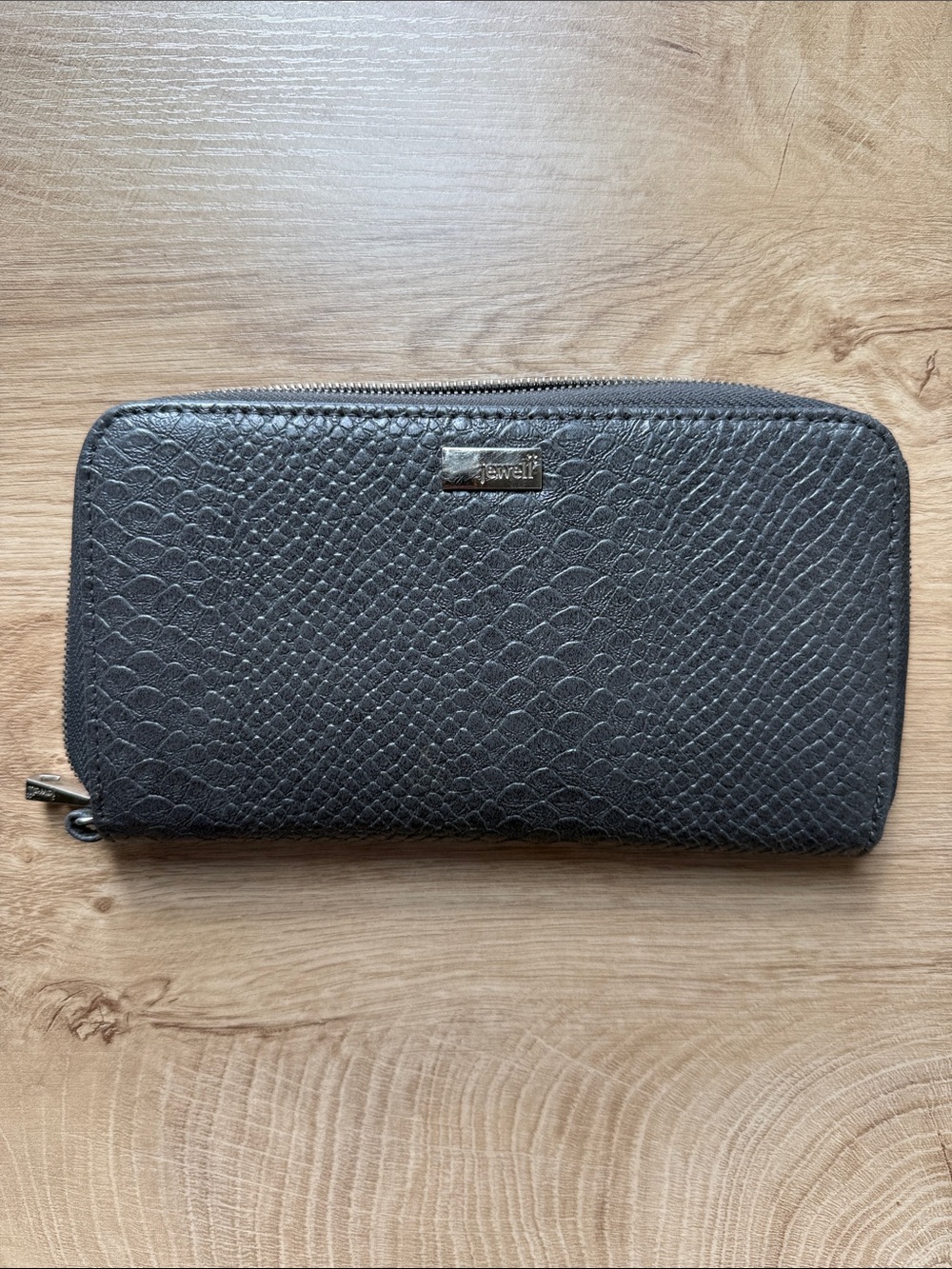 Jewell Grey Textured Zip-Around Wallet